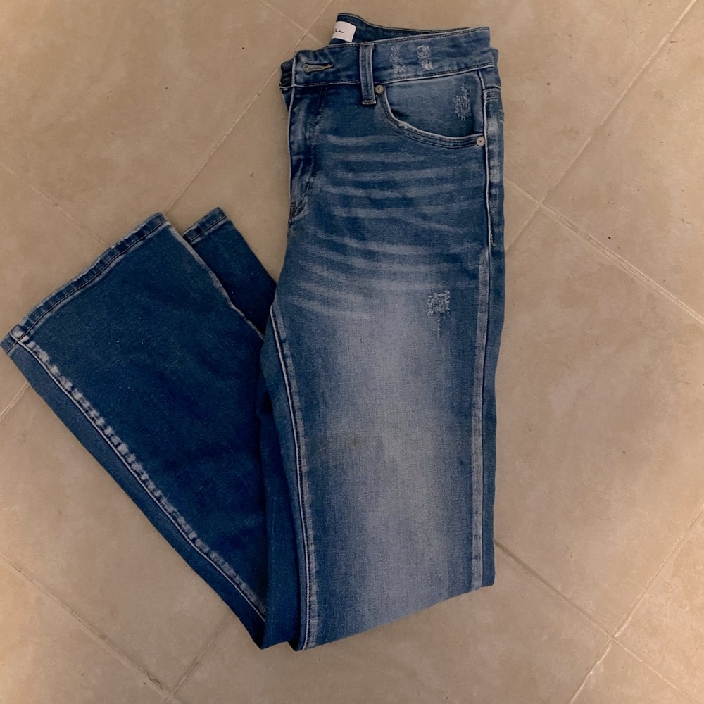 Kancan. Size 28. Boot cut. Never worn